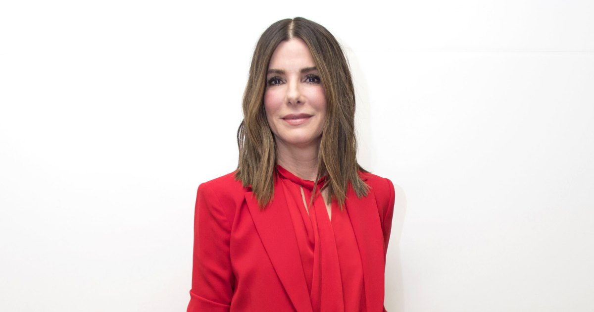 https://www.closerweekly.com/wp-content/uploads/2022/05/Sandra-Bullock-Facts-Actress-Early-Life-Family-Details-3.jpg?crop=0px%2C69px%2C2975px%2C1563px&resize=1200%2C630&quality=86&strip=all