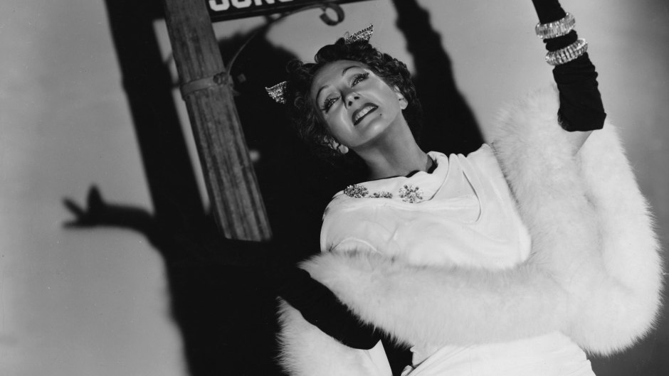 'Sunset Boulevard' Star Gloria Swanson 'Wasn't Afraid of Anything' Amid Her Rise and Return to Stardom