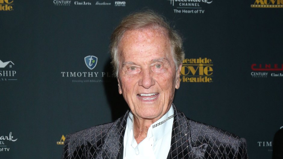 Pat Boone Says Elvis Was ‘Not Comfortable’ During 1st Meeting