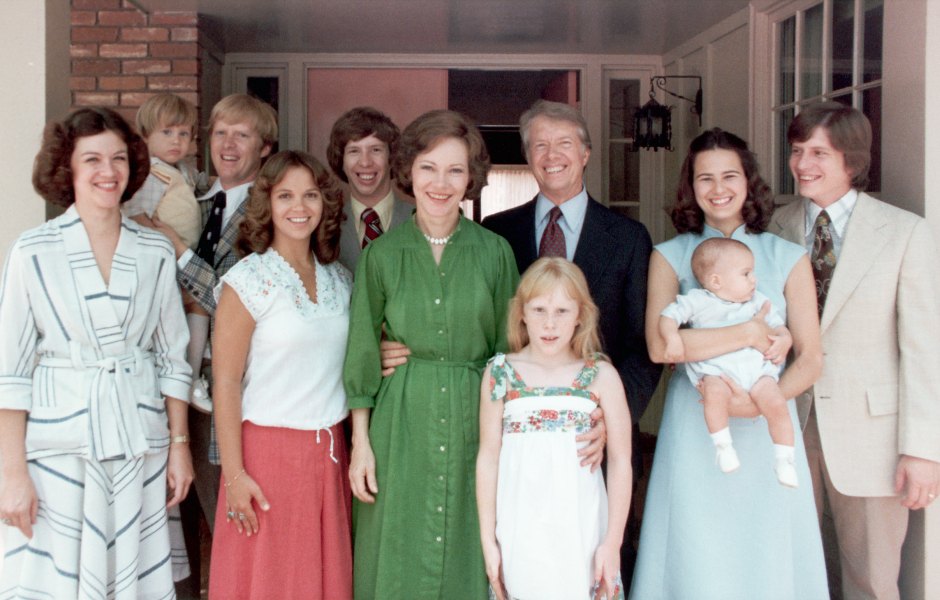 Jimmy Carter and wife Rosalynn Carter with their kids