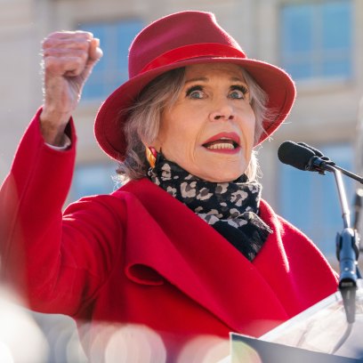 Jane Fonda Returns to D.C. Rally Amid Cancer Battle: Photos 