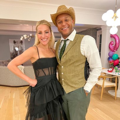 Who Is Craig Melvin Married To? Lindsay Czarniak Details  