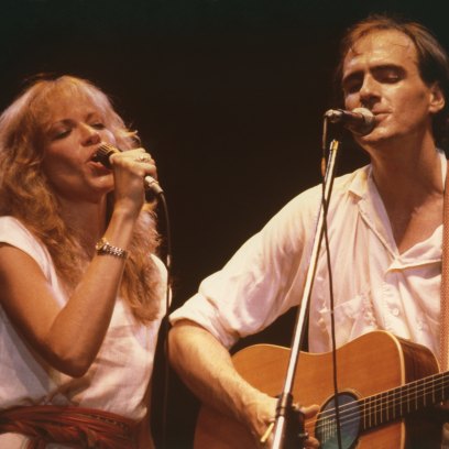 Carly Simon Reveals She Still Loves Ex James Taylor: ‘I Will Never Love Anyone Again So Much’