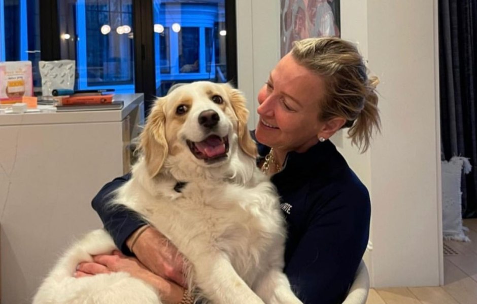 Lara Spencer hugs dog in Connecticut home