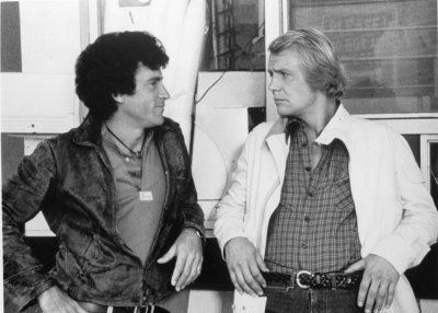 Paul Michael Glaser and David Soul on the set of "Starsky and Hutch"