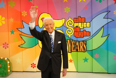 Bob Barker waves to 'The Price is Right' audience on stage