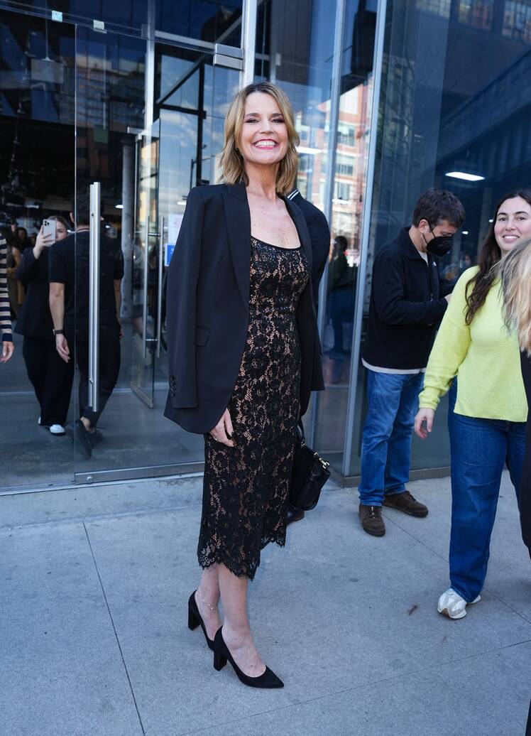 Savannah Guthrie Reveals Reason She Was Replaced on 'Today' - Vimarsana News