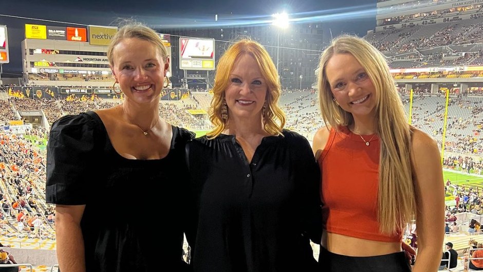 Ree Drummond attends football game with her two daughters