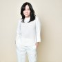 Shannen Doherty wears all-white outfit