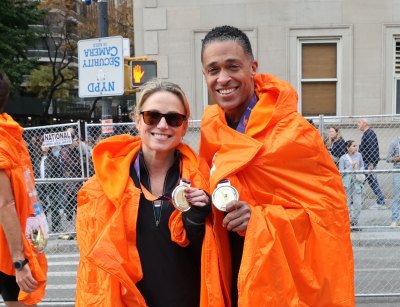 Amy Robach and TJ Homes run marathon together