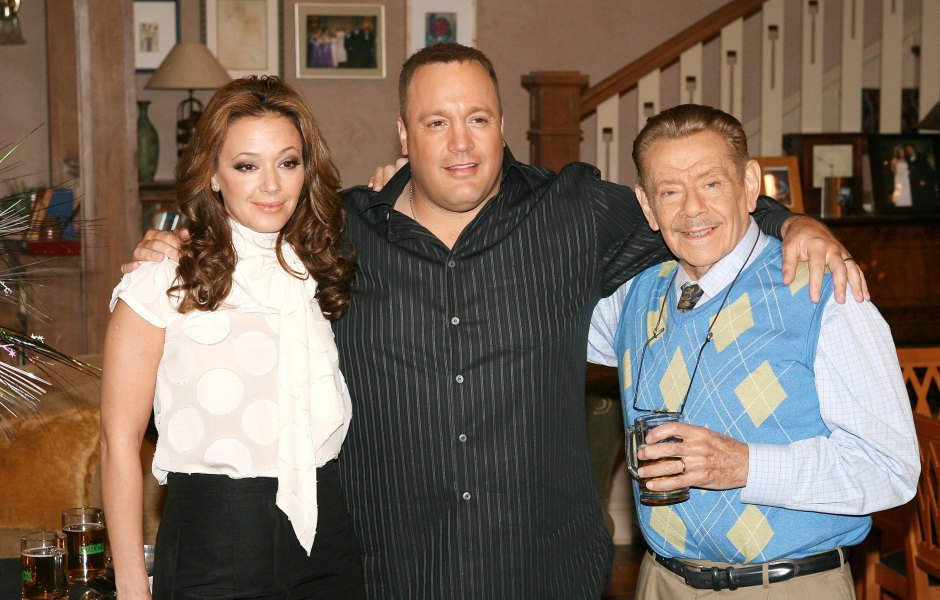 Kevin James with 'King of Queens' costars
