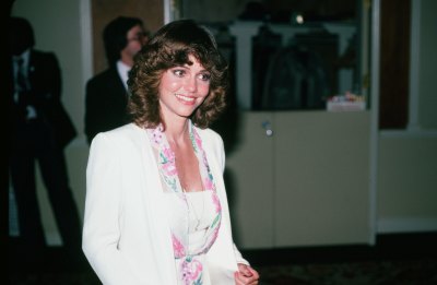 Sally Field smiles at 1980 Oscars