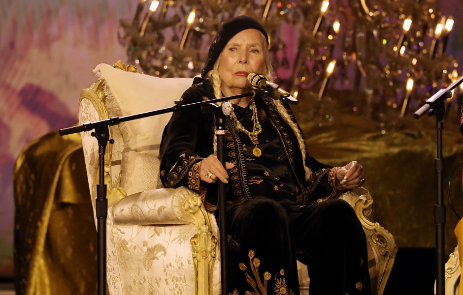 Joni Mitchell's Making a Comeback After Suffering Brain Aneurysm