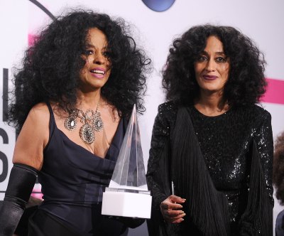 Tracee Ellis Ross wishes mom Diana Ross a happy birthday
