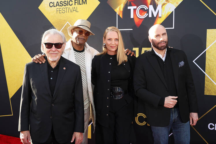 John Travolta Reunites With Pulp Fiction Cast on 30th Anniversary - Vimarsana News