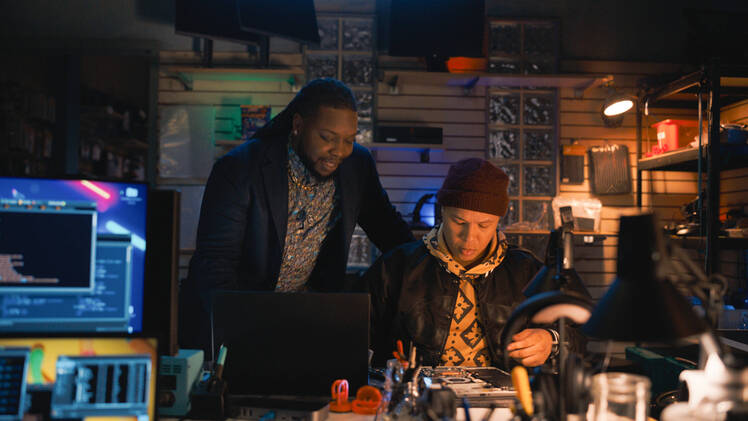 Bobby Returns to Tracker in Season 2 After Eric Graise's Absence